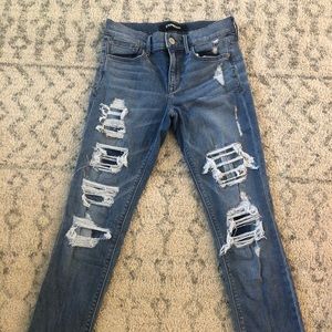 Express destroyed cropped jeans